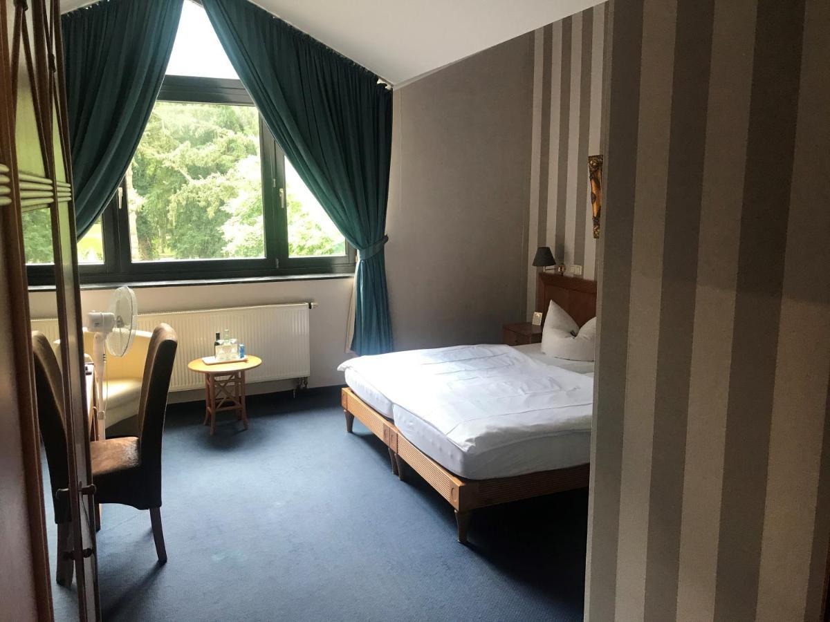 Burg Wegberg Hotel & Eventlocation Ngoại thất bức ảnh
