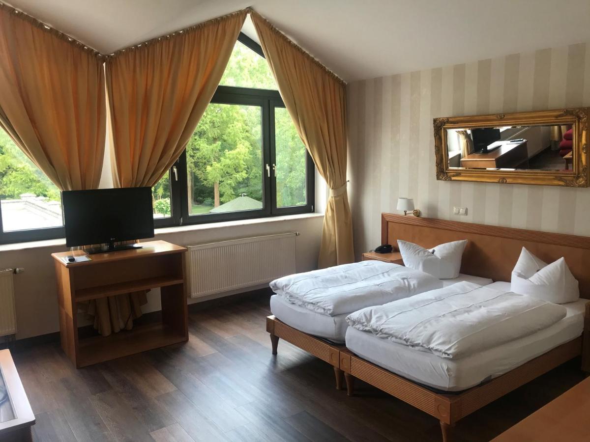 Burg Wegberg Hotel & Eventlocation Ngoại thất bức ảnh